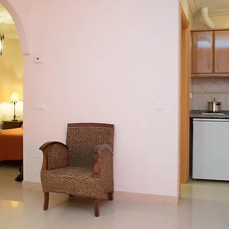 Plaza Cavana 5 ネルハ