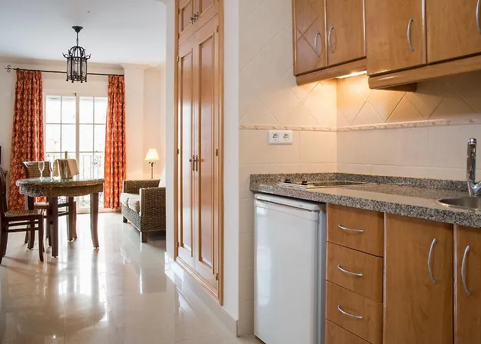 Plaza Cavana 5 Апартаменты *