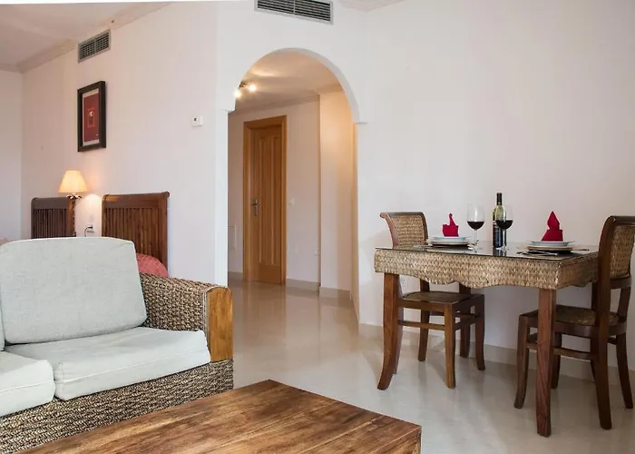 Plaza Cavana 5 نيرخا