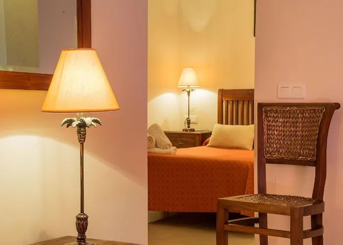 Plaza Cavana 5 * نيرخا